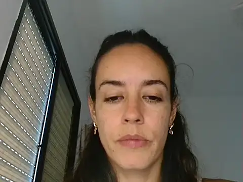 Snapshot of melaniepatterson chatting on 04/23/26, 11:42 melaniepatterson online show from 04/23/26, 11:42