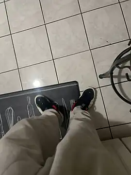 Snapshot of dingoding chatting on 01/05/25, 07:07 dingoding online show from 01/05/25, 07:07