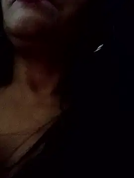 Snapshot of kelly_dirty_ chatting on 06/03/26, 11:32 kelly dirty online show from 06/03/26, 11:32