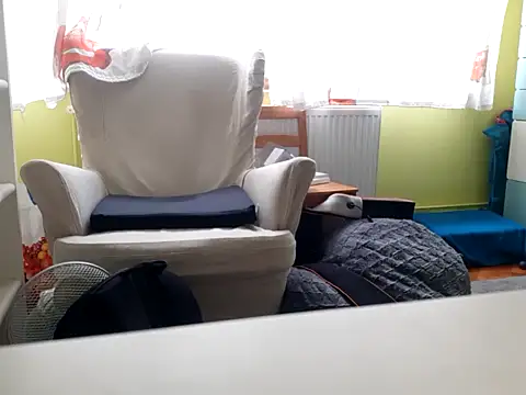 feathersify online show from 09/10/25, 07:41