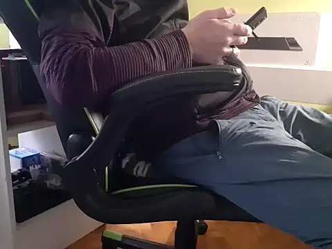 feathersify online show from 11/25/25, 07:08