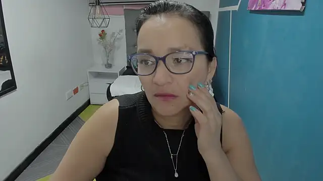 MarilynMiilf  online show from 12/06/24, 01:51