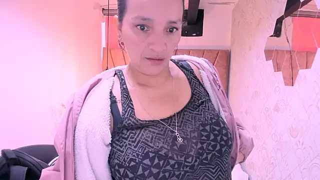 MarilynMiilf  online show from 09/16/25, 07:48