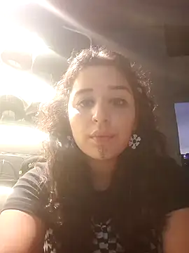 Snapshot of sophiaamethystt chatting on 12/19/24, 11:14 sophiaamethystt online show from 12/19/24, 11:14