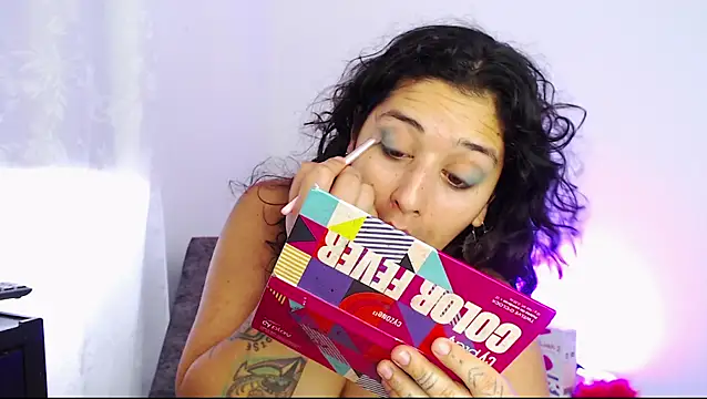 Snapshot of sophiaamethystt chatting on 01/31/25, 04:59 sophiaamethystt online show from 01/31/25, 04:59