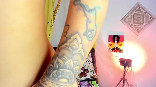 Snapshot of sophiaamethystt chatting on 09/15/25, 05:24 sophiaamethystt online show from 09/15/25, 05:24