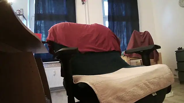 chubbysmallcockxh online show from 04/08/26, 05:46