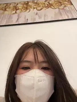 Snapshot of Onee-Chew chatting on 03/08/26, 10:52 Onee-Chew online show from 03/08/26, 10:52