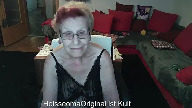 HeisseomaOriginal online show from 09/25/25, 07:12