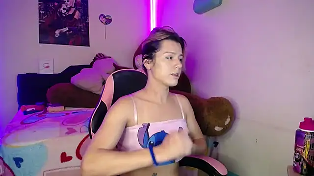 yuliana 19 online show from 12/18/25, 12:11