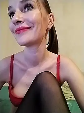 AimeeFair online show from 11/10/25, 01:43