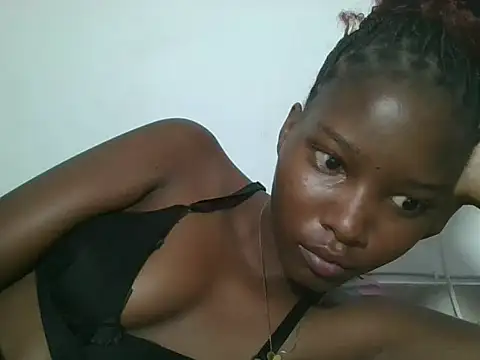 Snapshot of sexyjanett chatting on 07/03/26, 06:31 sexyjanett online show from 07/03/26, 06:31