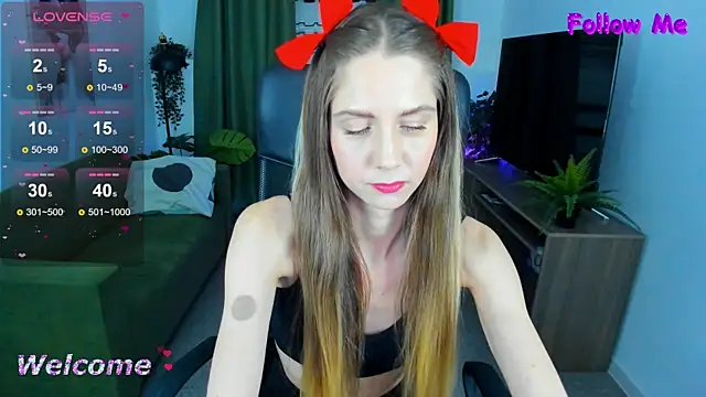Snapshot of GrayceWild chatting on 01/23/25, 11:48 GrayceWild online show from 01/23/25, 11:48