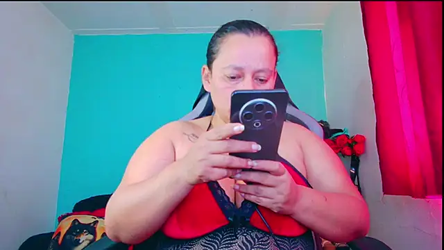 Diana Lozano online show from 12/01/25, 01:27