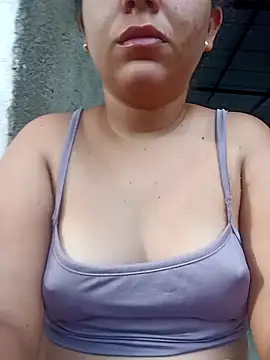 ValeriaSantos- online show from 01/04/25, 12:27