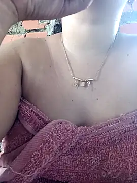 ValeriaSantos- online show from 02/09/26, 07:18