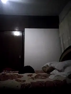 karlaalva online show from 11/15/25, 05:49