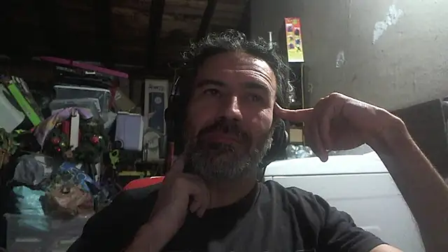 Snapshot of Anarchy_Burger chatting on 07/07/26, 01:26 Anarchy Burger online show from 07/07/26, 01:26