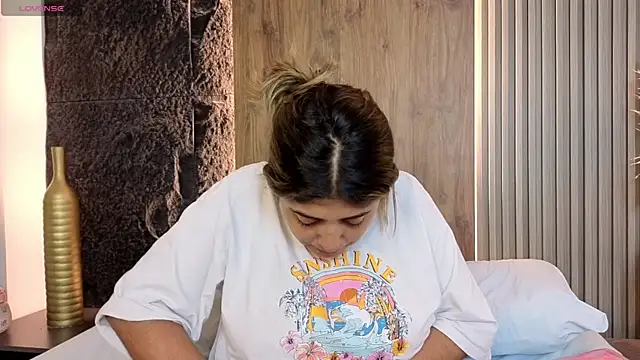 abby miller26 online show from 11/03/25, 12:17