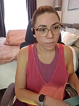 Ellie-L-Elizabeth online show from 12/04/24, 05:33