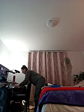 Ellie-L-Elizabeth online show from 02/10/26, 01:43