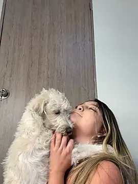 lunablossom  online show from 01/24/25, 04:16