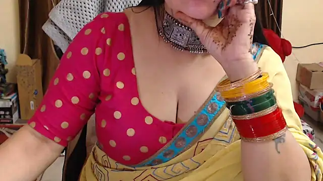 Snapshot of Naughty_Kashish chatting on 03/04/25, 09:29 Naughty Kashish online show from 03/04/25, 09:29