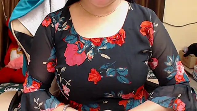 Naughty Kashish online show from 12/05/25, 07:50