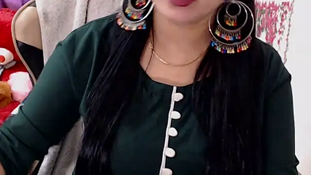 Snapshot of Naughty_Kashish chatting on 03/27/26, 08:37 Naughty Kashish online show from 03/27/26, 08:37