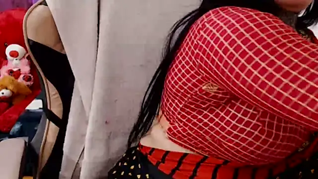 Snapshot of Naughty_Kashish chatting on 03/28/26, 05:51 Naughty Kashish online show from 03/28/26, 05:51