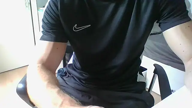 RamonJoosse2002 online show from 06/17/26, 11:23