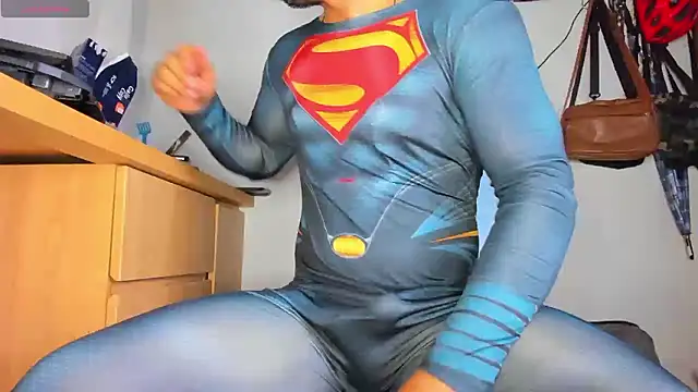 Snapshot of MikeMiller2 chatting on 02/06/26, 10:40 MikeMiller2 online show from 02/06/26, 10:40