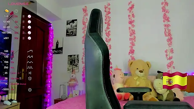 Snapshot of gabrielatafur_ chatting on 09/19/25, 09:26 gabrielatafur  online show from 09/19/25, 09:26