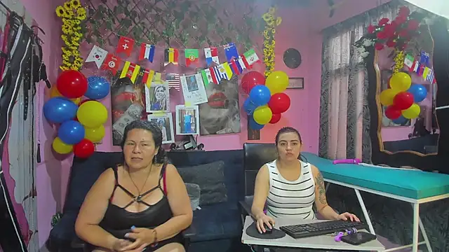lesbiancuple online show from 06/21/26, 12:52