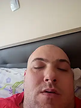 mario890605 online show from 01/12/25, 09:19