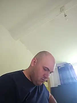 Snapshot of mario890605 chatting on 03/12/25, 03:18 mario890605 online show from 03/12/25, 03:18