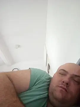 Snapshot of mario890605 chatting on 09/14/25, 08:46 mario890605 online show from 09/14/25, 08:46