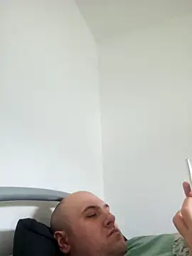 mario890605 online show from 02/17/26, 10:56