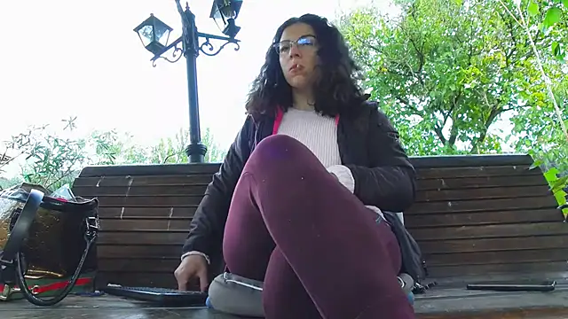 SquirtyMellissaLabia online show from 10/09/25, 06:00