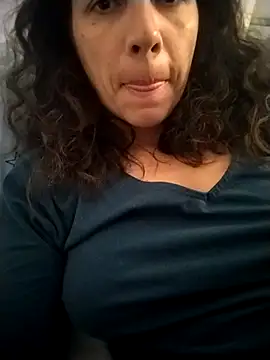 SquirtyMellissaLabia online show from 11/04/25, 06:40