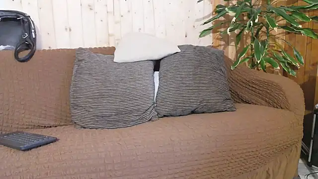 SquirtyMellissaLabia online show from 11/28/25, 07:33