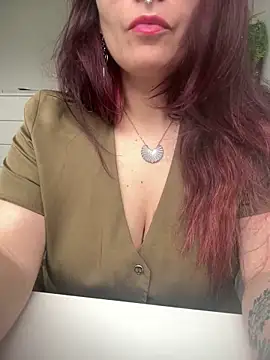 LunaMoongirl online show from 12/05/24, 09:50