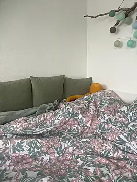 LunaMoongirl online show from 01/16/25, 02:30