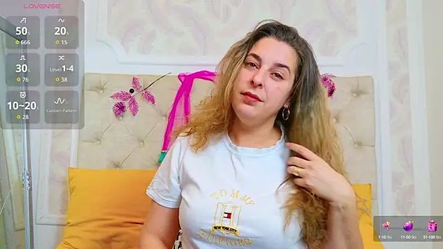 KarinaNoir online show from 11/01/25, 05:09