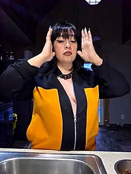 Snapshot of AriannaPena chatting on 11/06/25, 11:15 AriannaPena online show from 11/06/25, 11:15