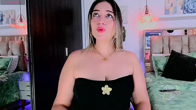 Dulce Morrys online show from 05/01/26, 03:27