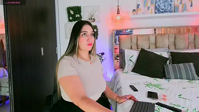 Dulce Morrys online show from 05/12/26, 06:38