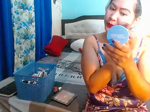 Snapshot of PearlOfAsia21 chatting on 12/03/25, 02:08 PearlOfAsia21 online show from 12/03/25, 02:08