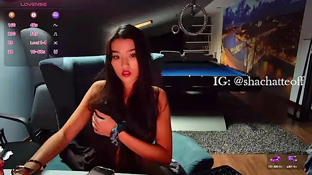 Snapshot of shachatteof chatting on 10/06/25, 08:34 shachatteof online show from 10/06/25, 08:34