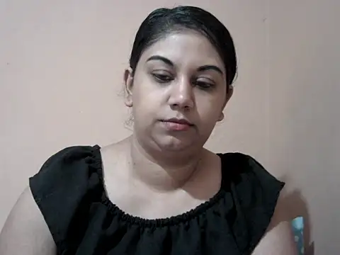 bellachow10 online show from 06/12/26, 06:56